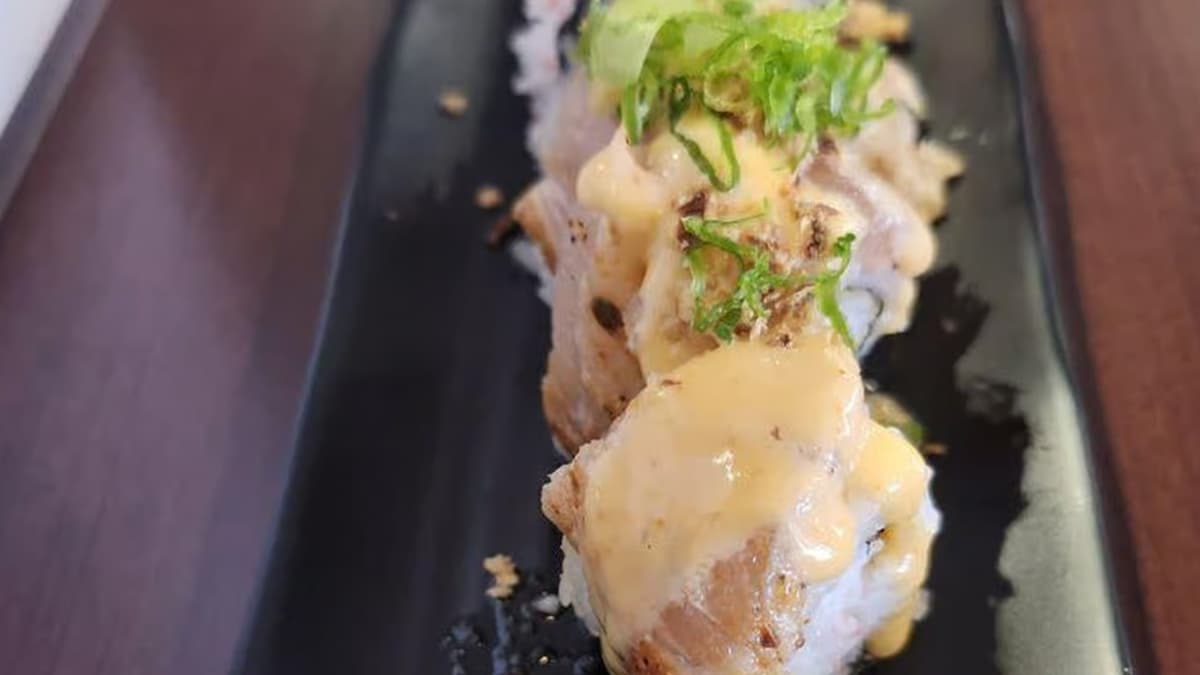 Shrimp Tempura Roll (6)